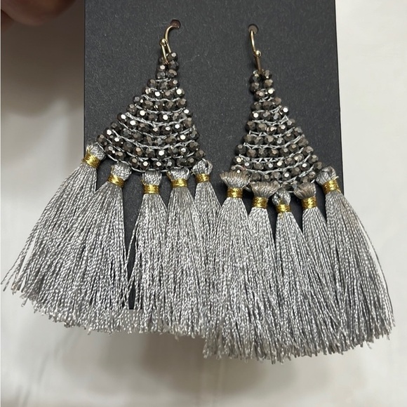 WOMEN’S Grey and Gold Metallic Bead Tassel Fringe Earrings - Picture 4 of 7